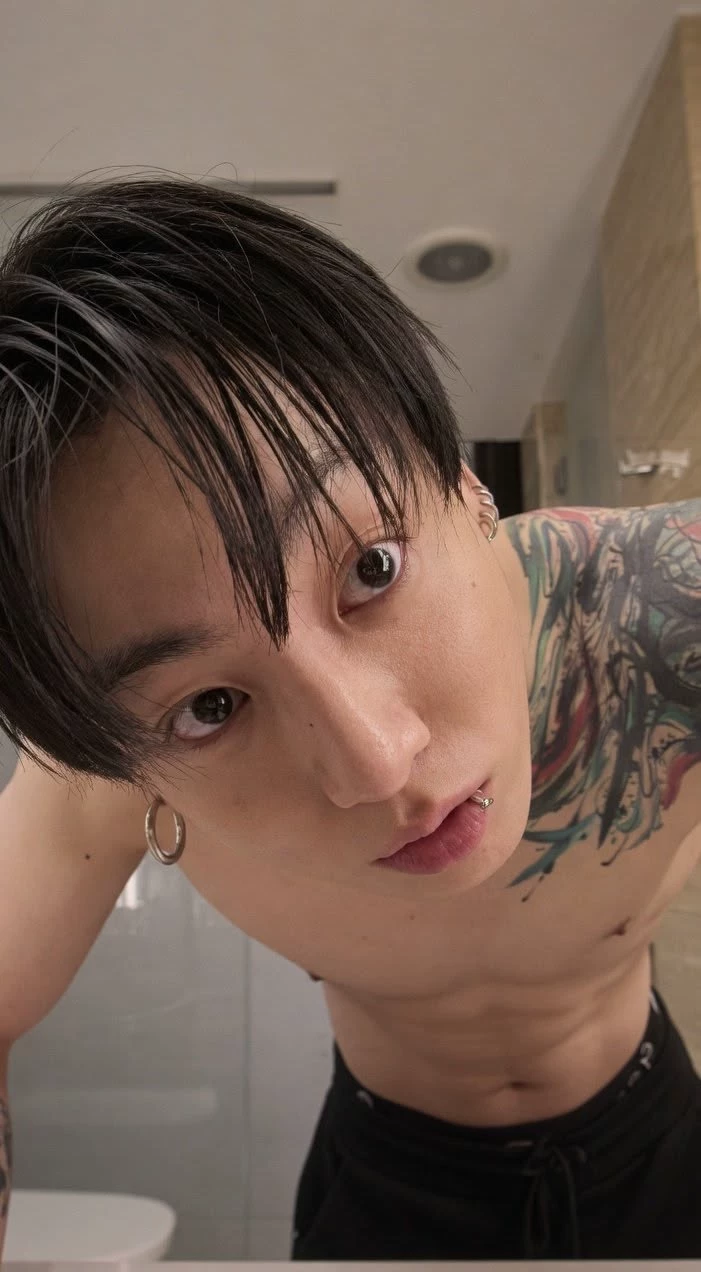 Jeon Jungkook thumbnail