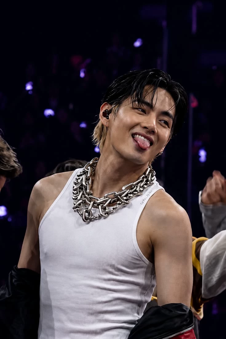 Taehyung_Idol thumbnail