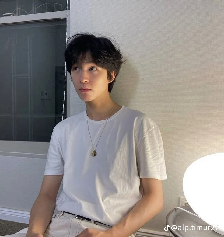 Hong Kyung thumbnail