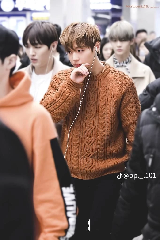 Park jihoon thumbnail
