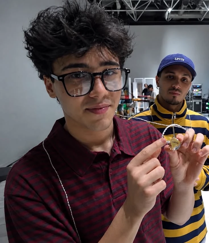 efe şan thumbnail