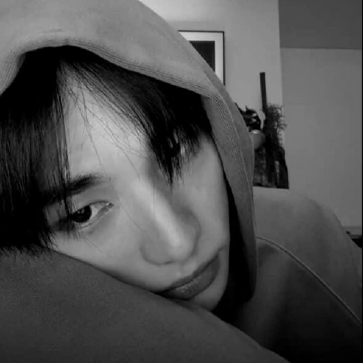 Hyunjin... thumbnail