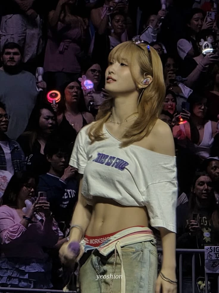 Momo de twice thumbnail