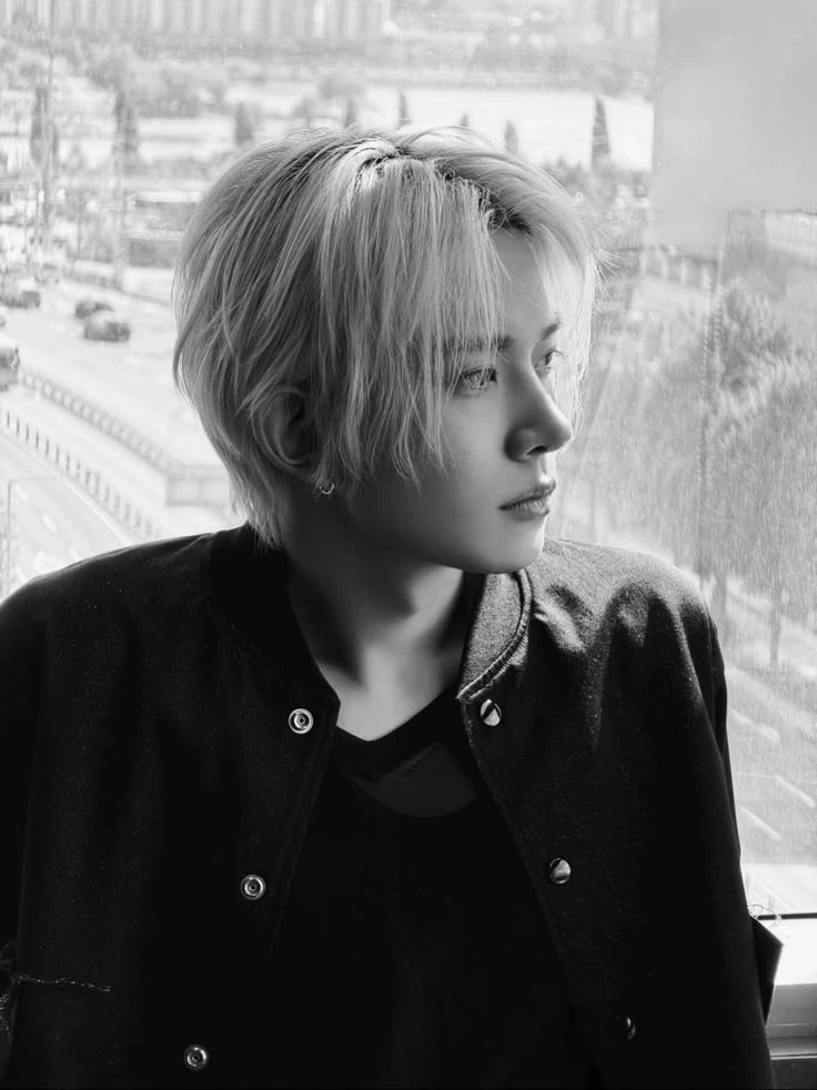 Lee Heeseung thumbnail