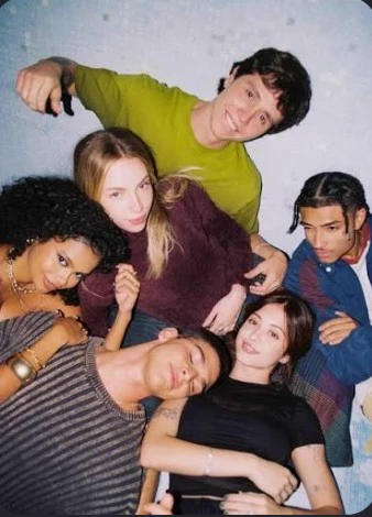 group of friends thumbnail