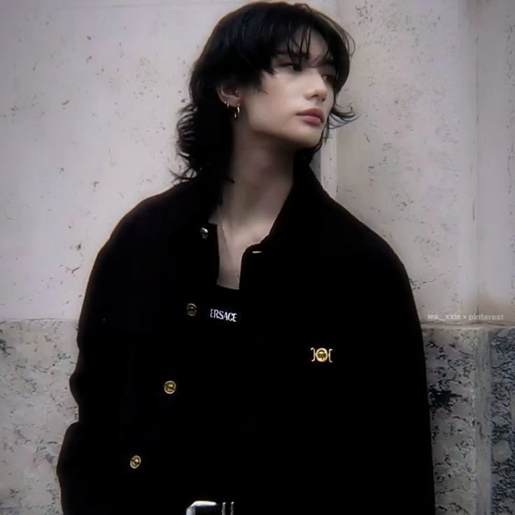 Hyunjin thumbnail