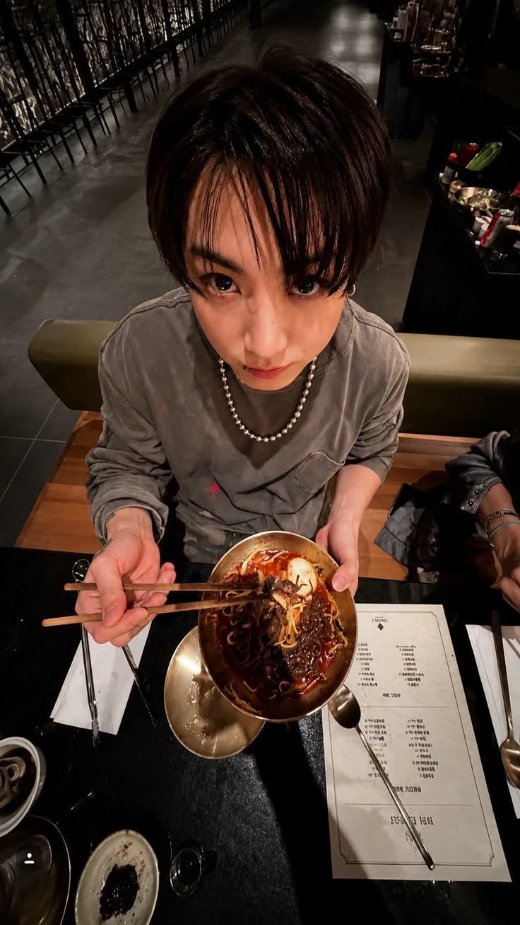 Jeon Jungkook thumbnail