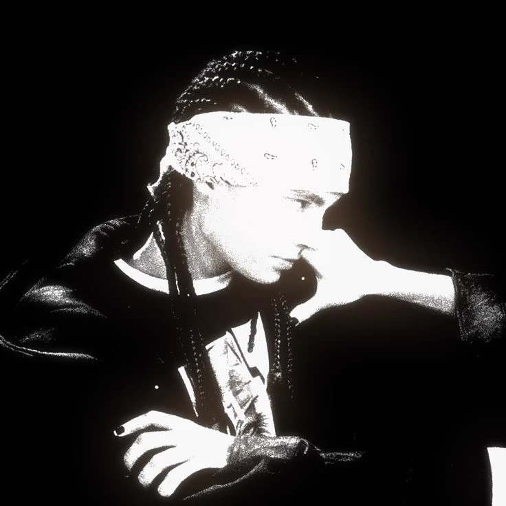 Tom Kaulitz.  thumbnail