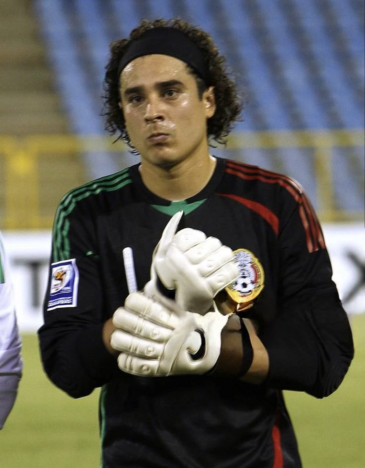 Guillermo Ochoa thumbnail