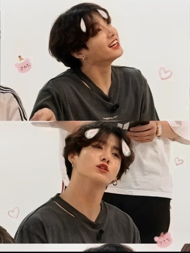 Jungkook//Omega 🥺🎀 thumbnail