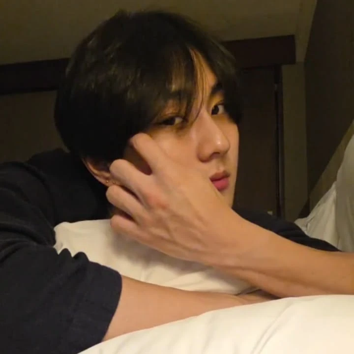 Jungwon thumbnail