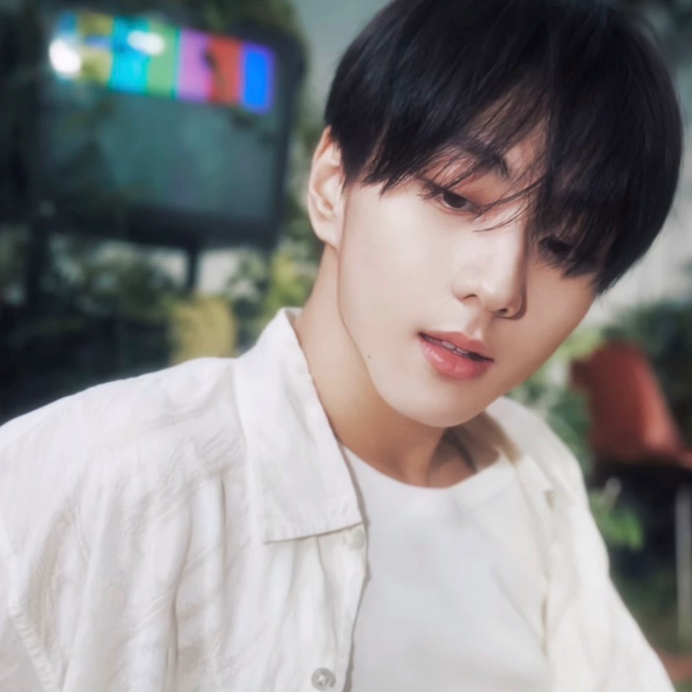 Jungwon thumbnail