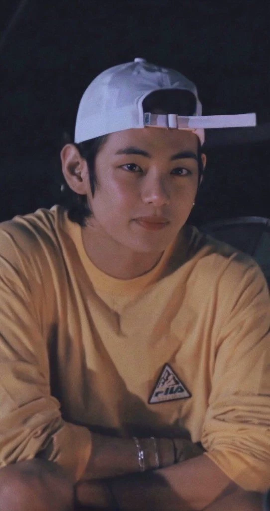 Kim taehyung  thumbnail