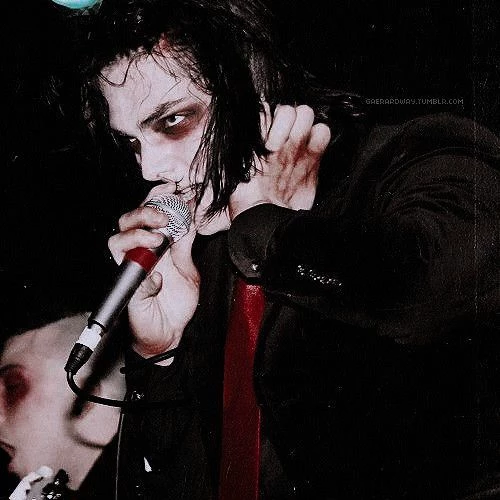 gerard way thumbnail