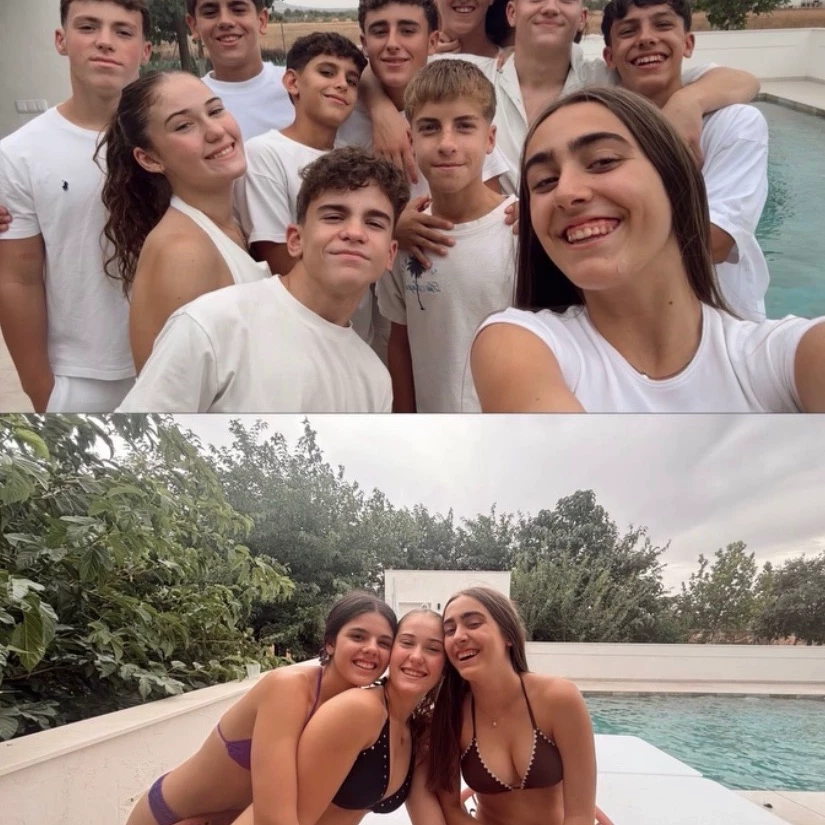 Group of friends thumbnail