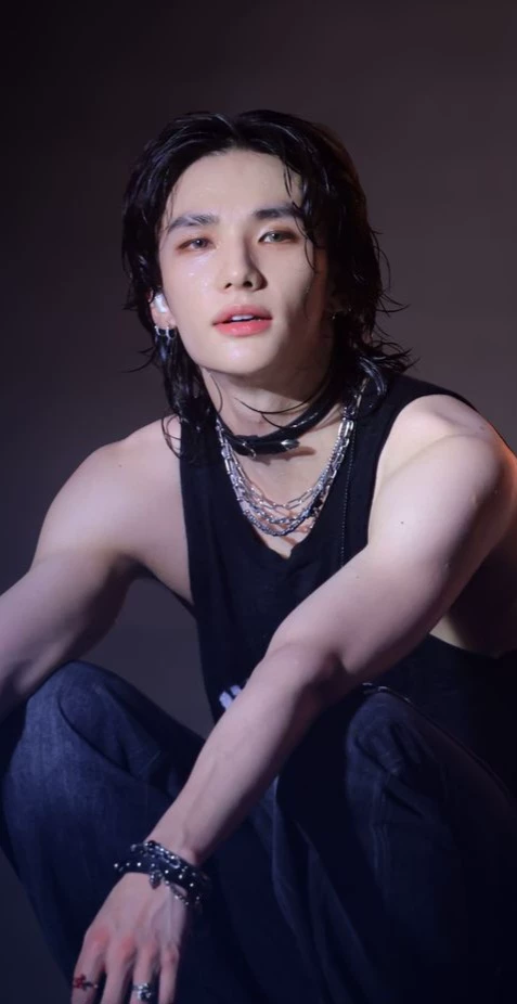 Hyunjin thumbnail
