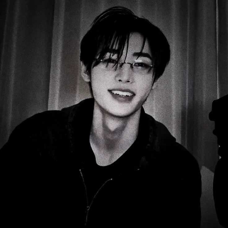 Park Sunghoon (vampire)  thumbnail