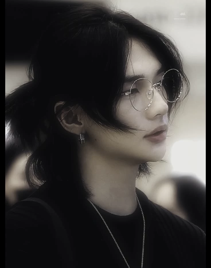 ✎ᝰ.ᐟ 𝓗𝓸𝓽 𝓝𝓮𝓻𝓭 ⋆✴︎˚｡⋆ \[Hwang Hyunjin\] thumbnail
