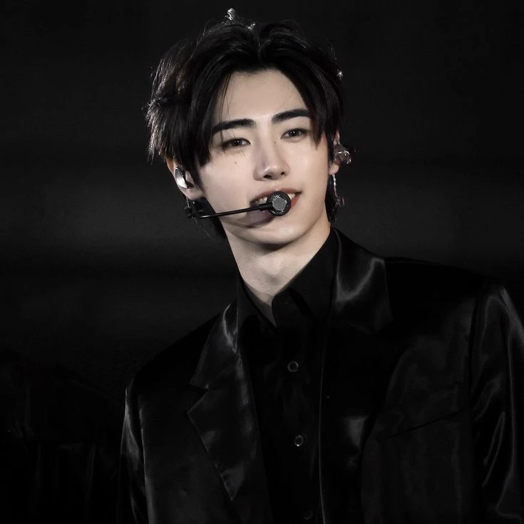 sunghoon  thumbnail