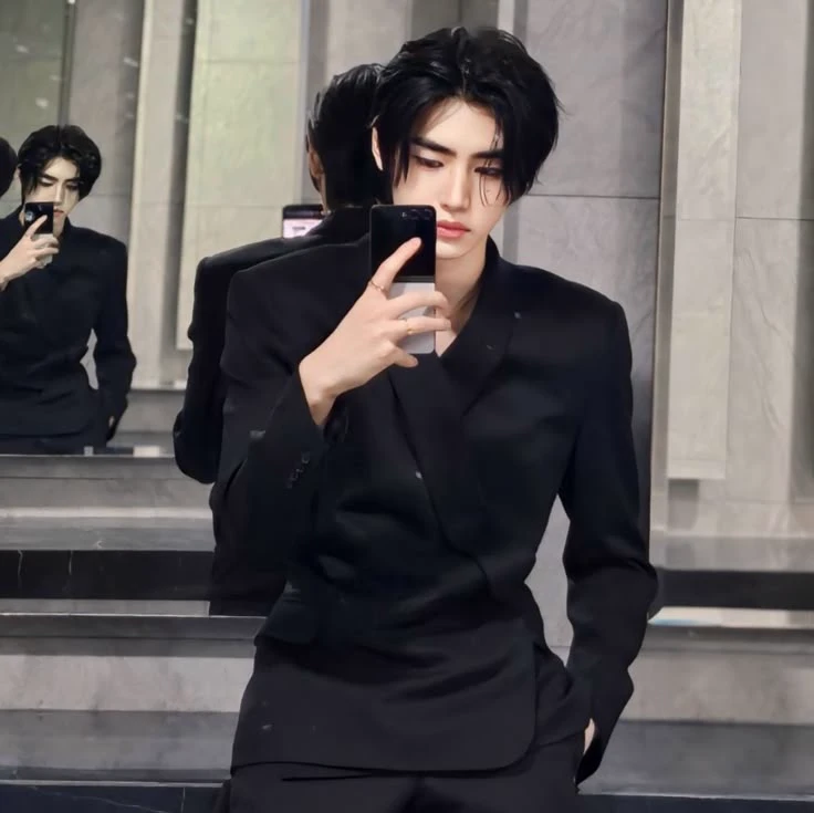 sunghoon  thumbnail
