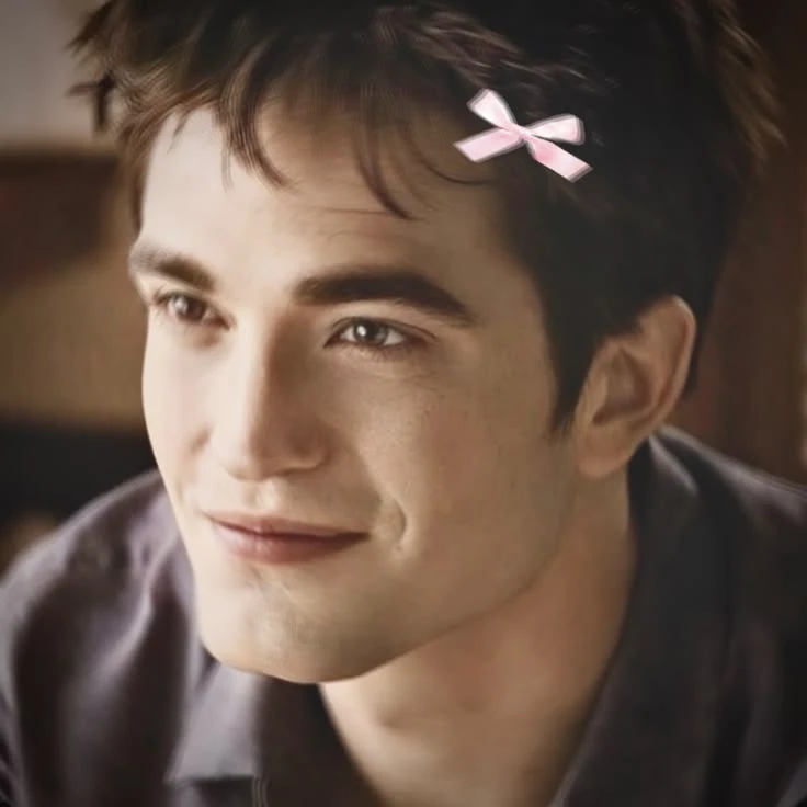 Edward Cullen  thumbnail