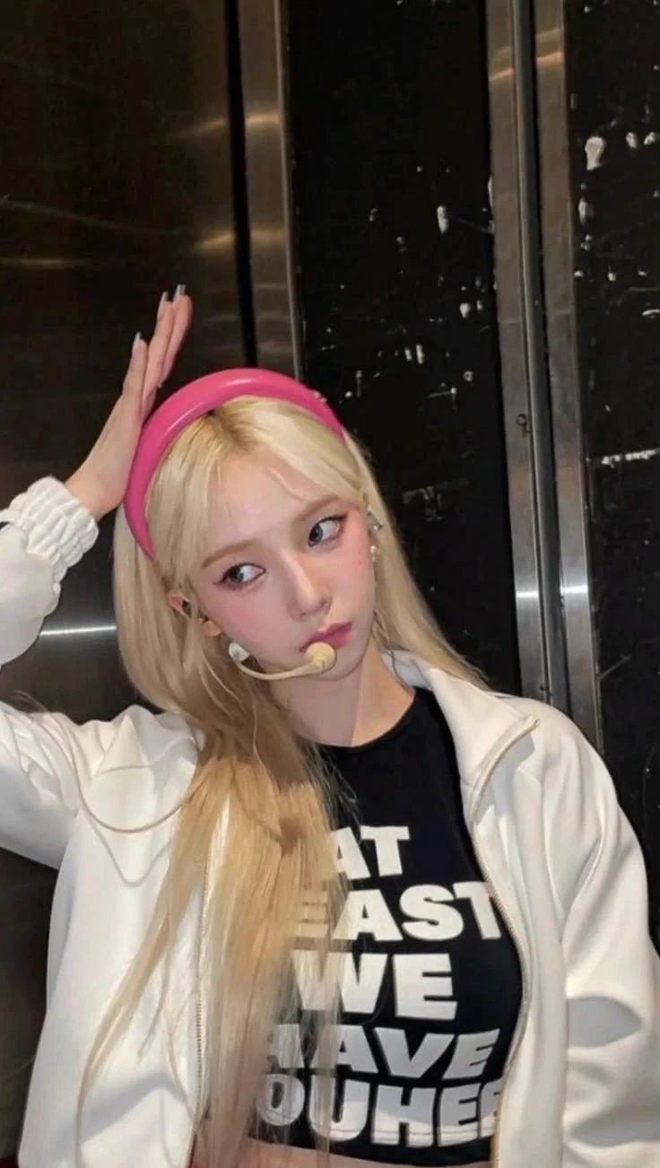 karina thumbnail