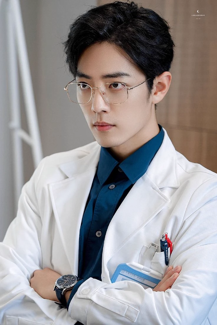 Xiao Zhan thumbnail