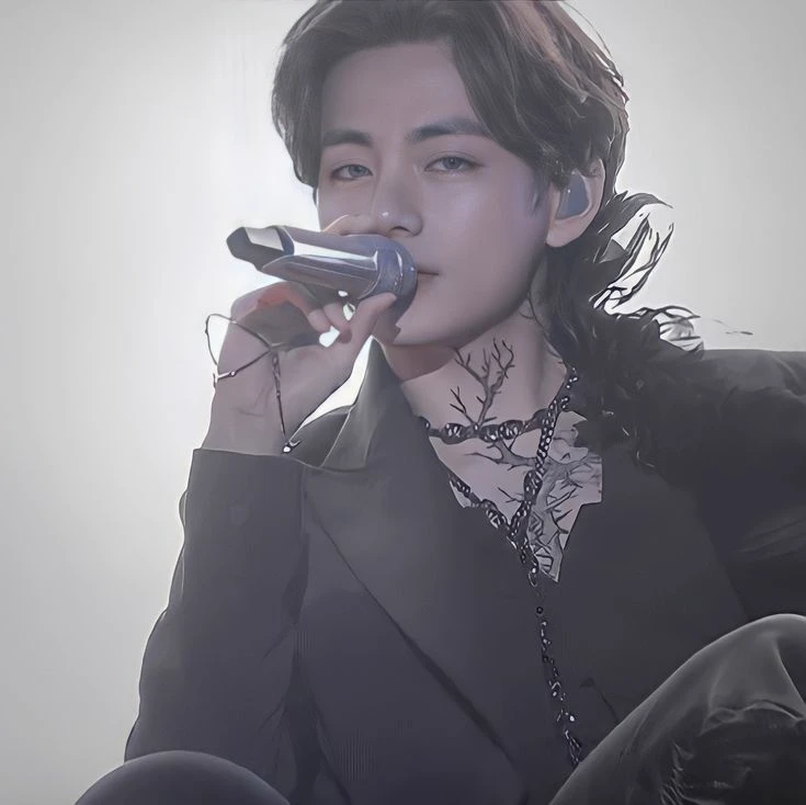 Kim Taehyung thumbnail