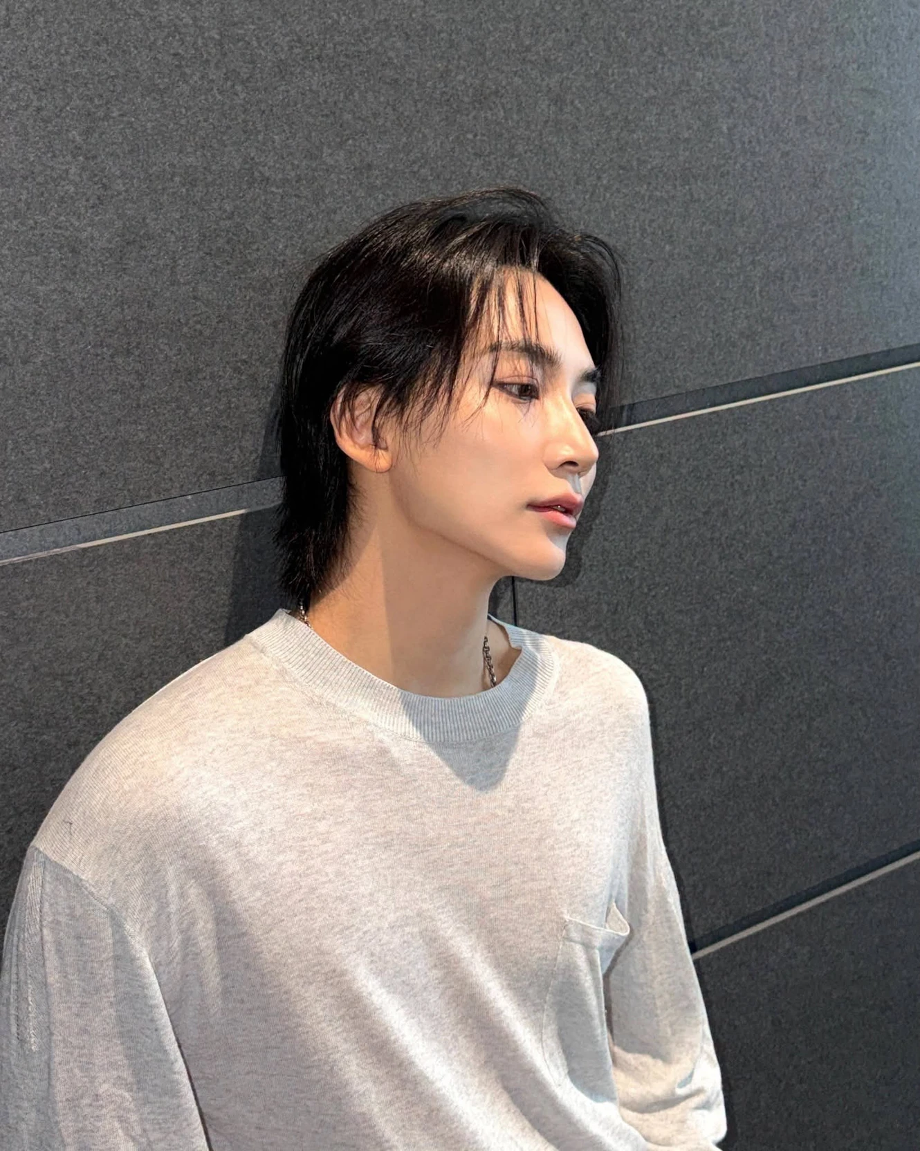 Yoon Jeonghan thumbnail