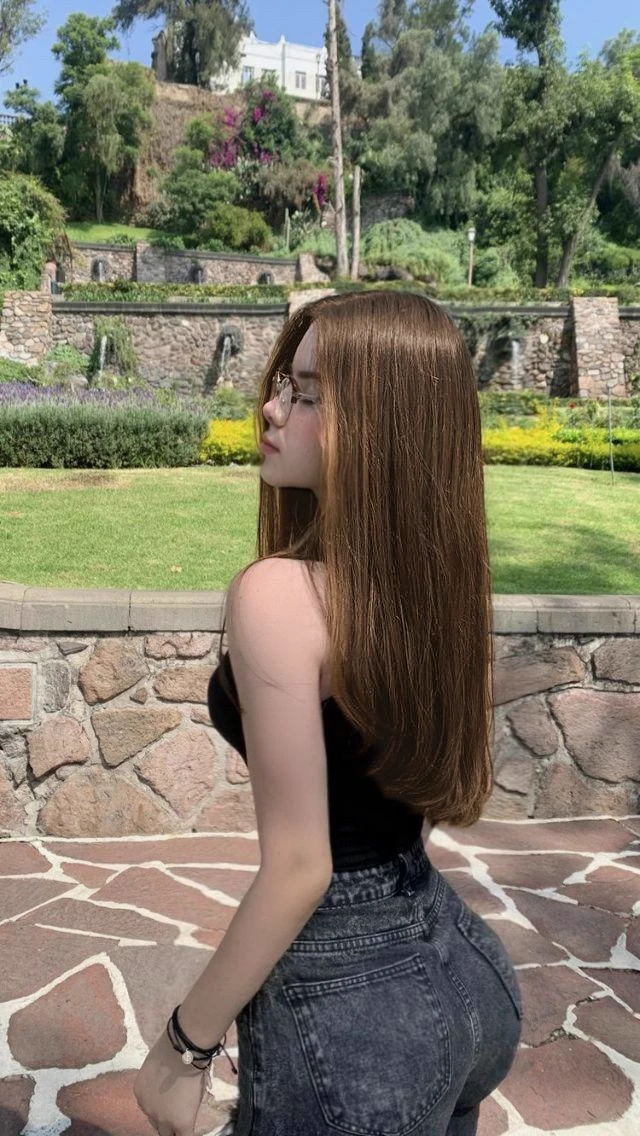 Natalie thumbnail
