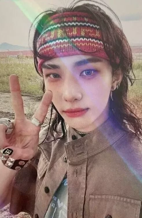 Hyunjin thumbnail