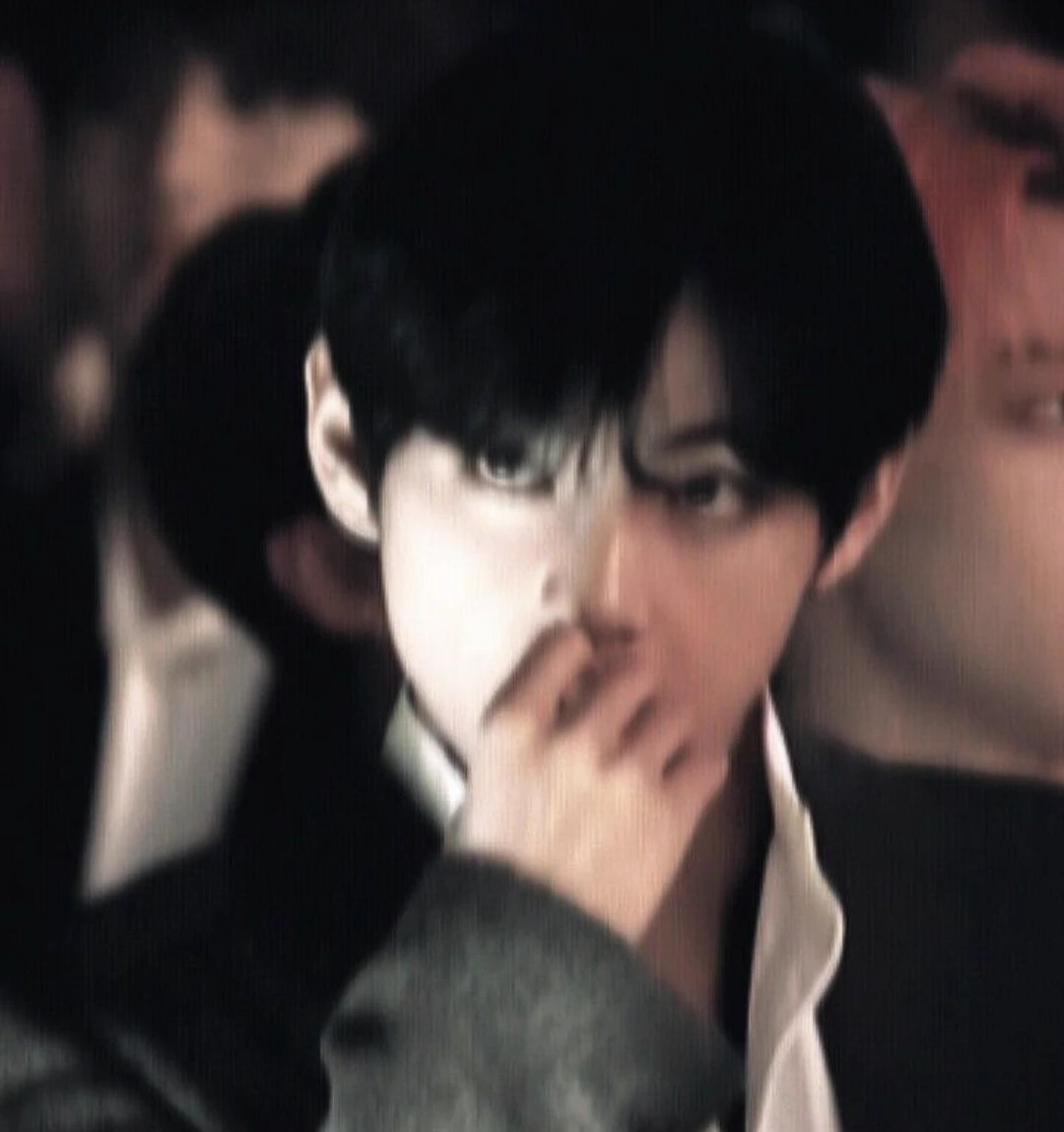 Kim Taehyung  thumbnail