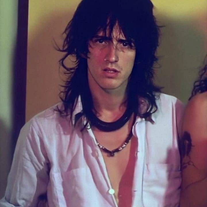 Izzy Stradlin thumbnail