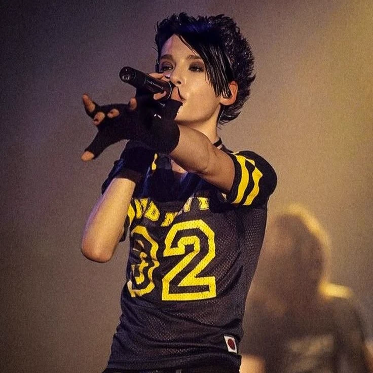 Bill Kaulitz thumbnail