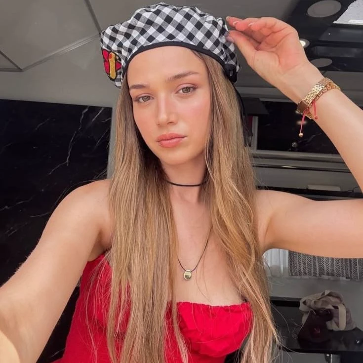 Leyla Akkaya thumbnail