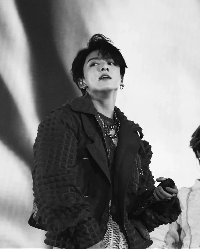Jeon Jungkook thumbnail