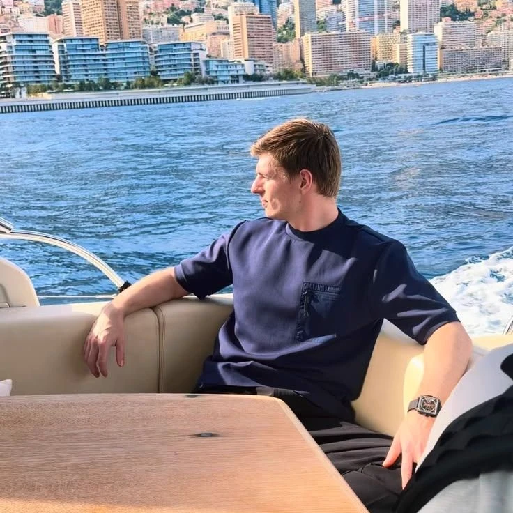 Max Verstappen thumbnail