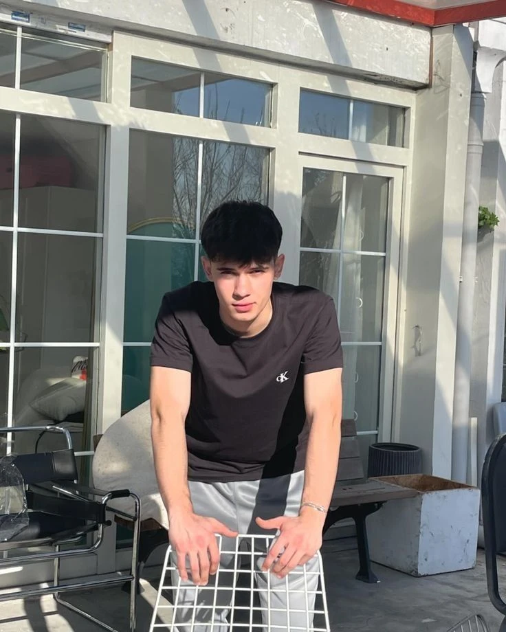 EREN ALBAYRAK thumbnail