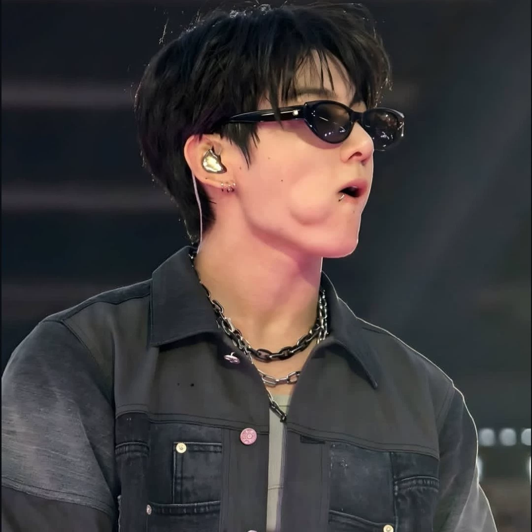 Jeon Jungkook thumbnail