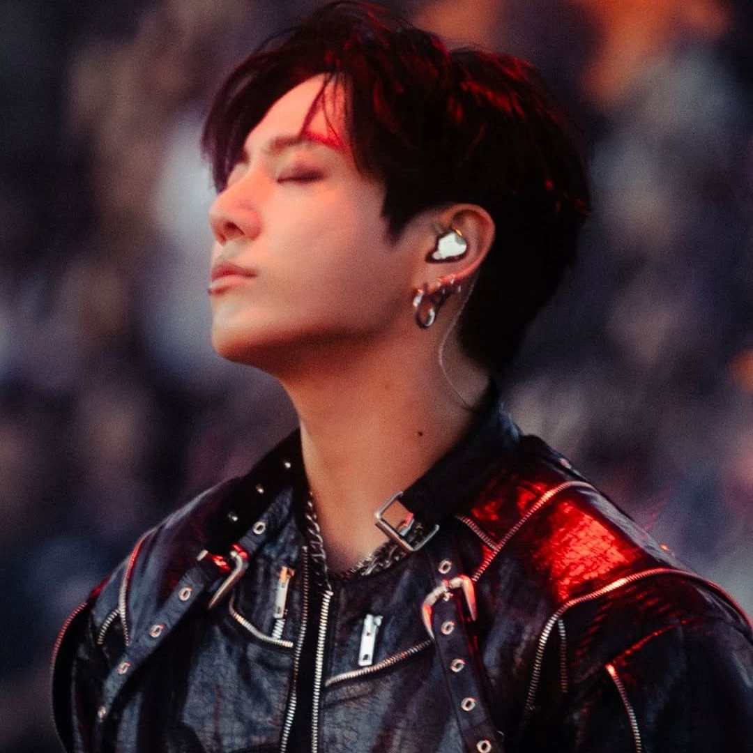 Jeon Jungkook thumbnail