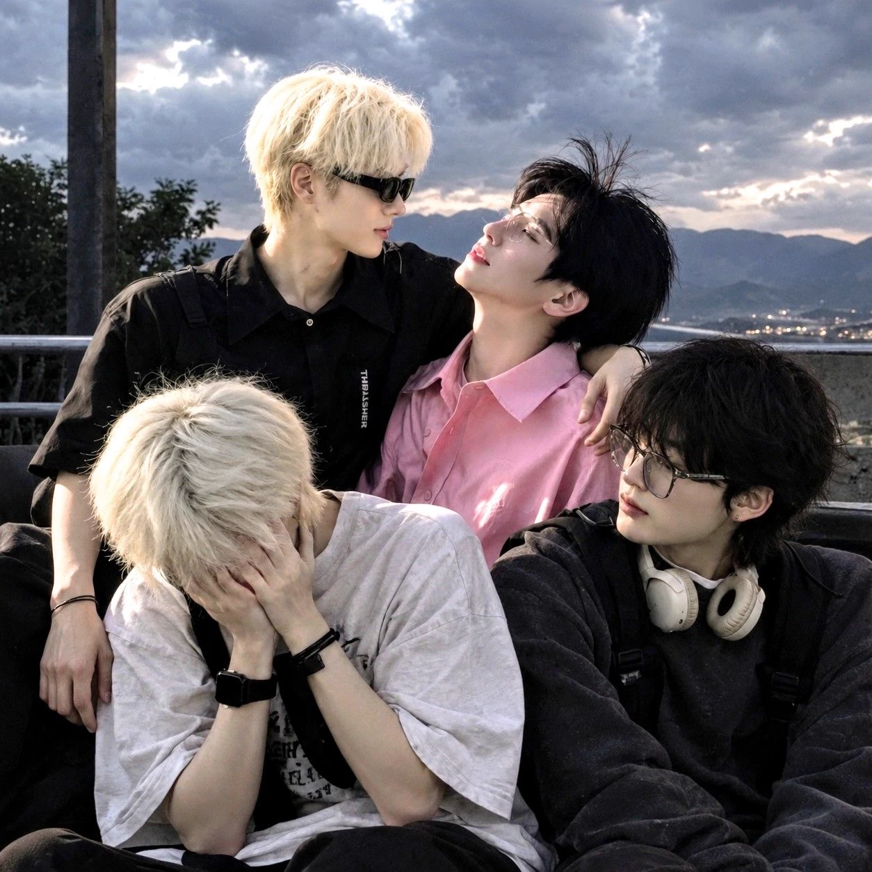Sunshine Series & White Qie Hei & Haomen Noble Son & Jinyu Noble Son thumbnail