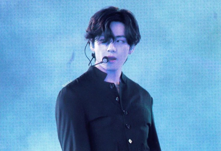 Kim Taehyung thumbnail