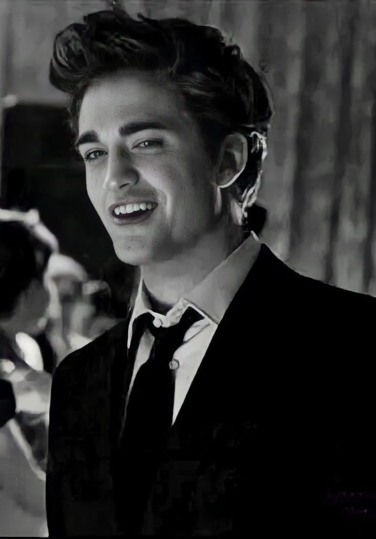 Edward Cullen  thumbnail