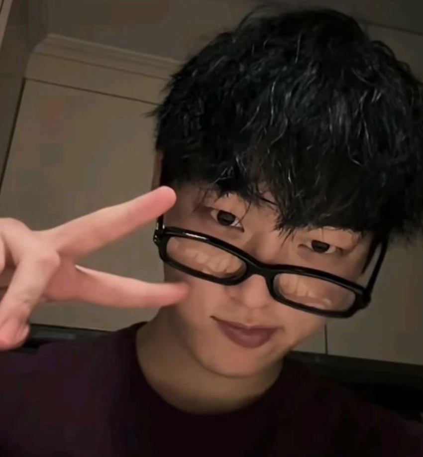 Suho thumbnail