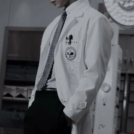 Dr. Lucas thumbnail
