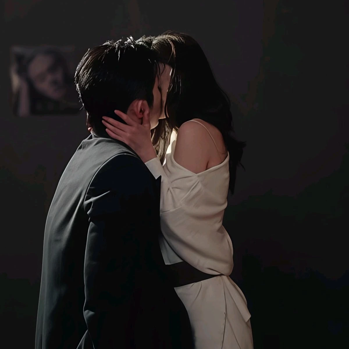 Mafia boyfriend (Chris) thumbnail