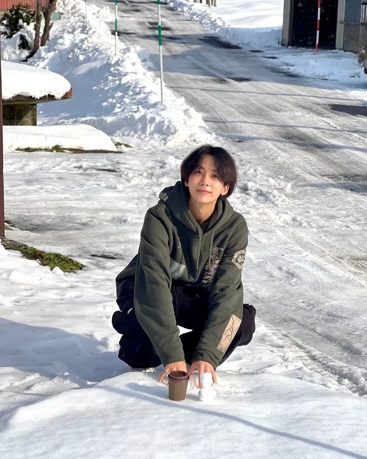 Jeonghan thumbnail