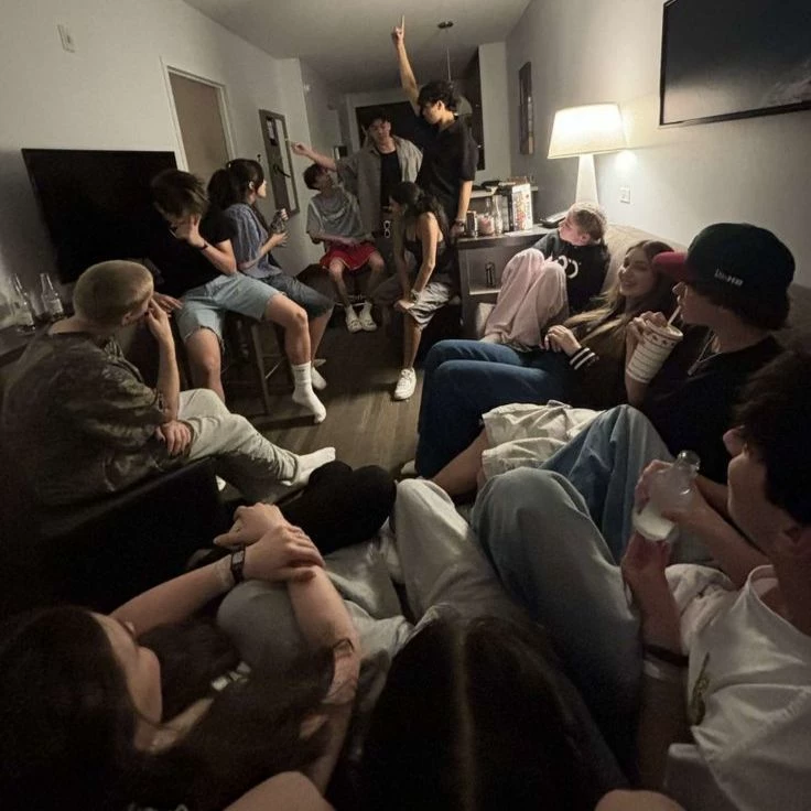 group of friends thumbnail
