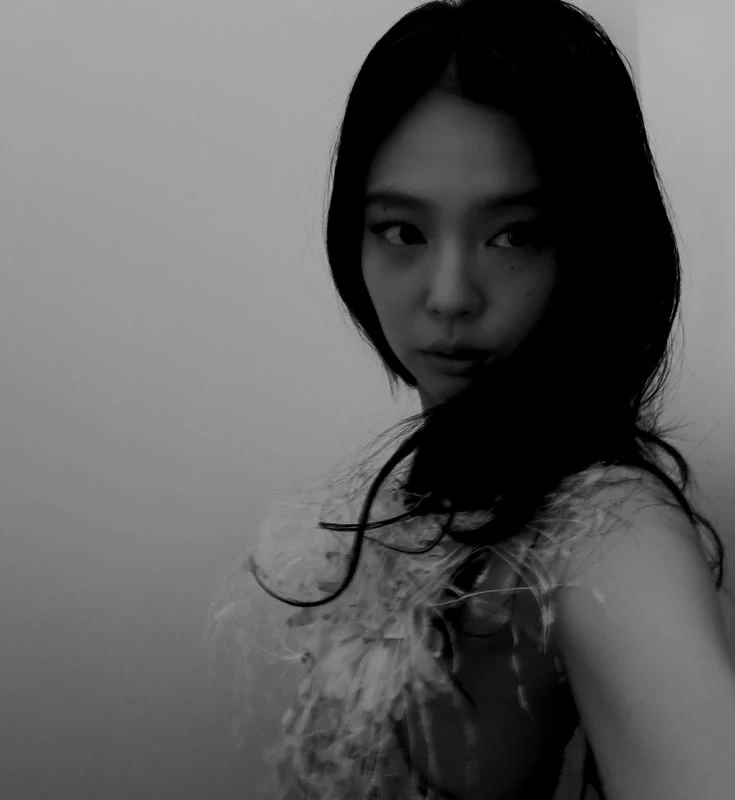 Jennie thumbnail