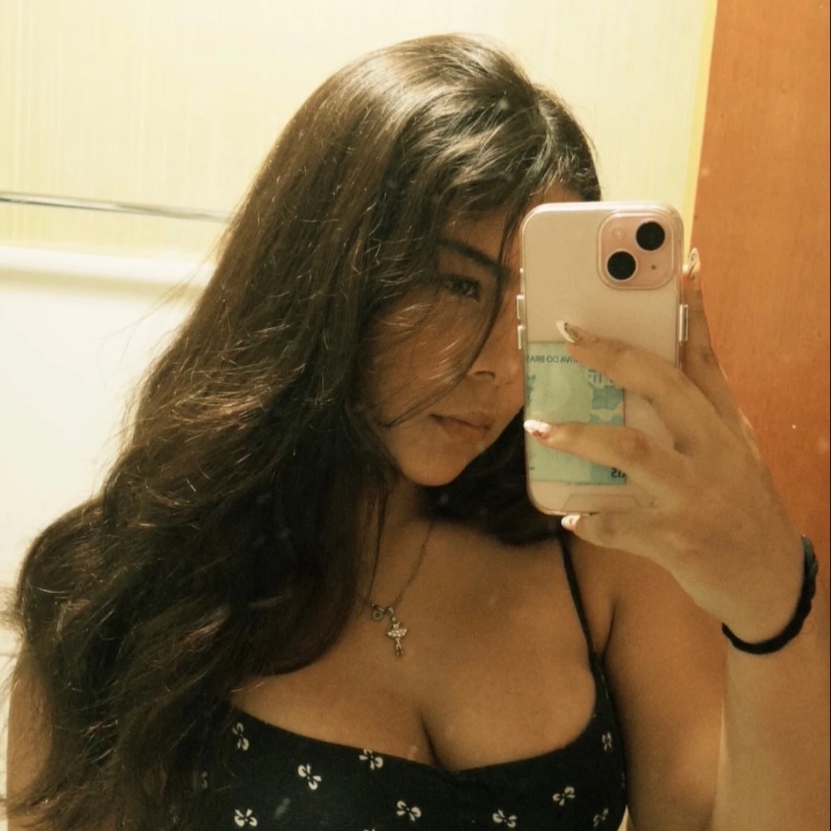 Ingrid Oliveira. thumbnail
